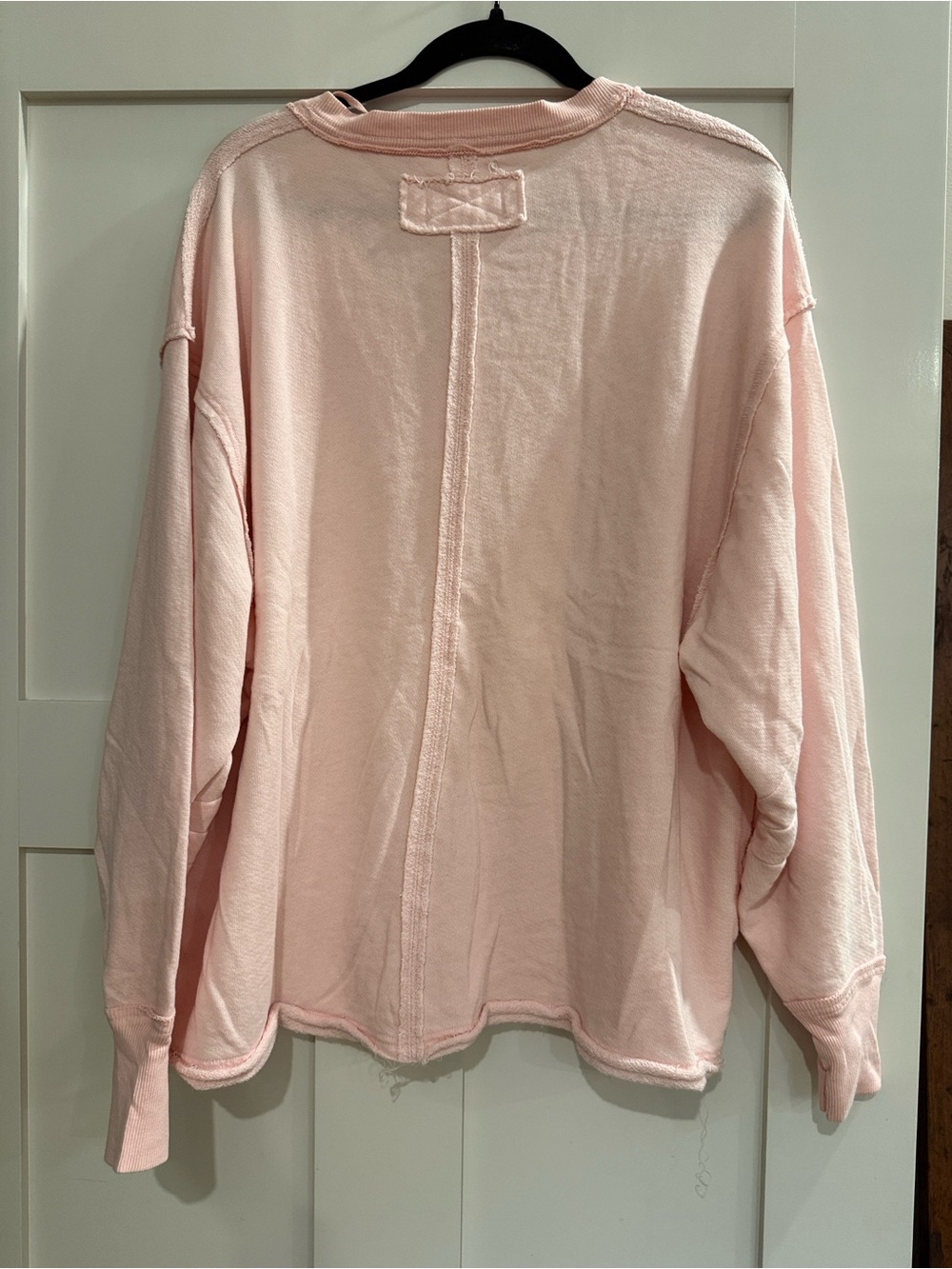 We The Free NWOT Light Pink V-Neck Oversized Pullover - Picture 4 of 4
